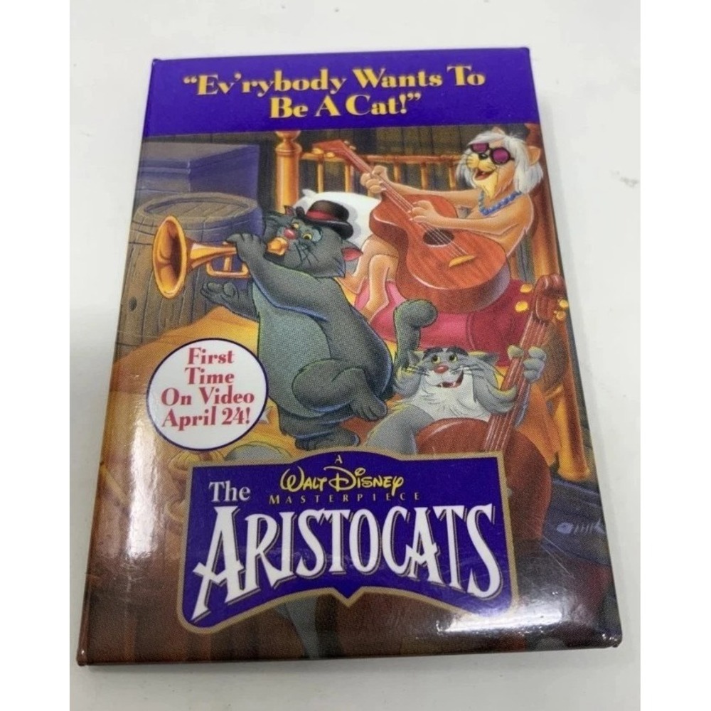 Walt Disney The Aristocats DVD Promo Movie Badge Button Pin Pinback